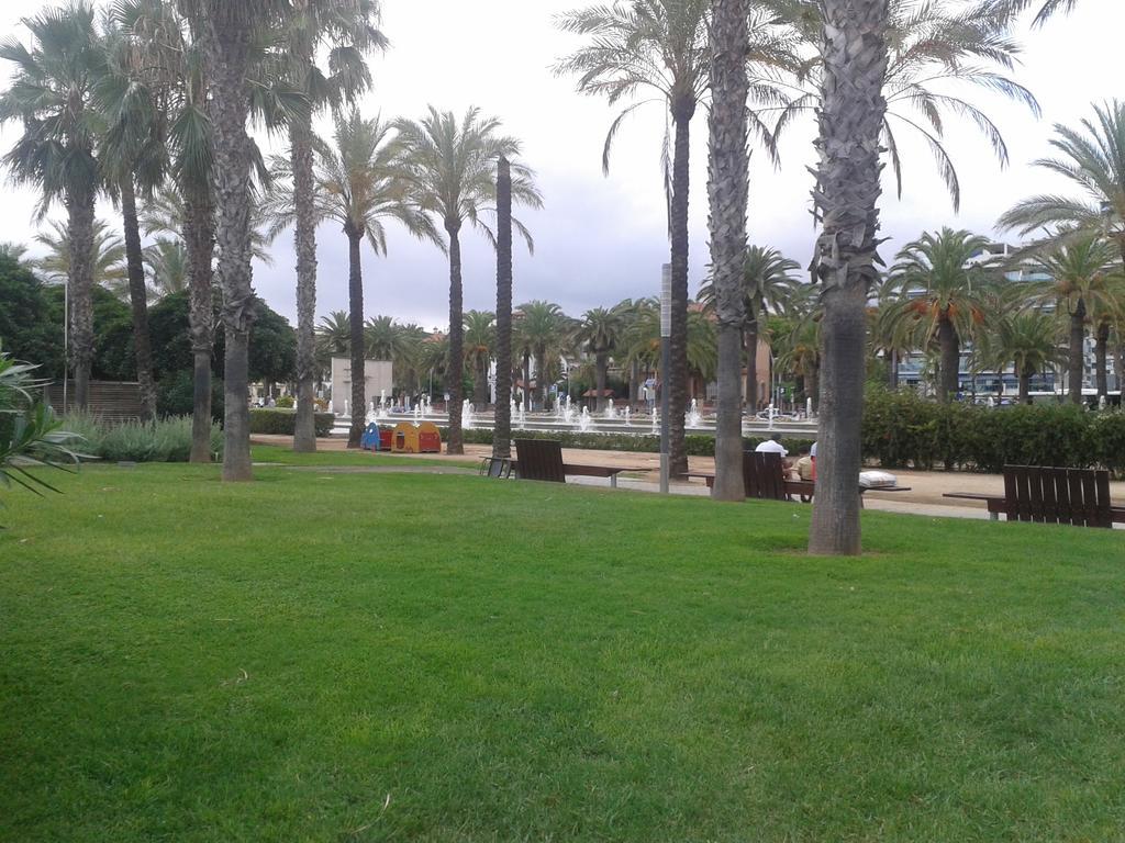 Apartamentos Tss Alboran Salou Exterior foto